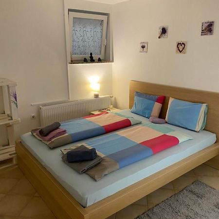 Room Julija Zirovnica 外观 照片